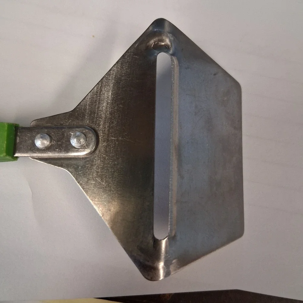 Vintage Travco Flower Power Daisy Green Cheese Slicer‎ GUC
